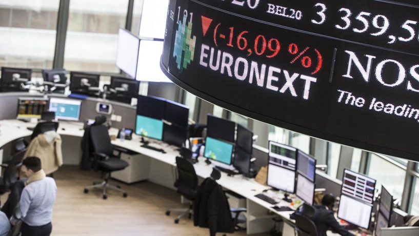 Quedas superiores a 1% da Jerónimo e Galp arrastam bolsa