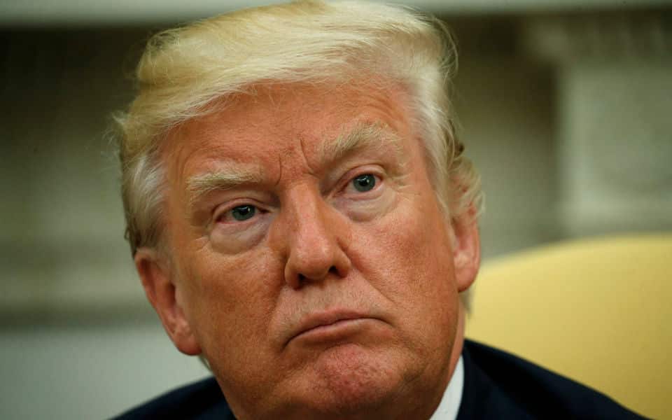 China sobe impostos sobre vários produtos norte-americanos em disputa com Trump