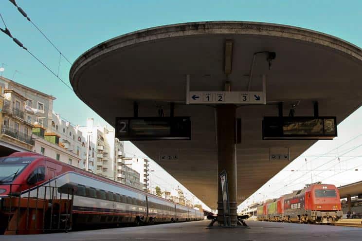 Greve na IP sem serviços mínimos nos comboios