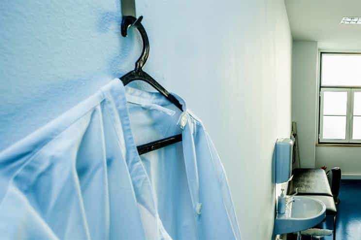 Médicos mantêm greve de três dias em maio