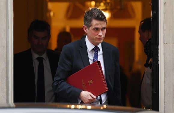 Gabinete de crise britânico dá 'luz verde' a possíveis ataques na Síria