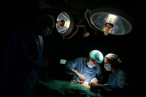 Greves adiam 18 mil cirurgias, muitas para o próximo ano