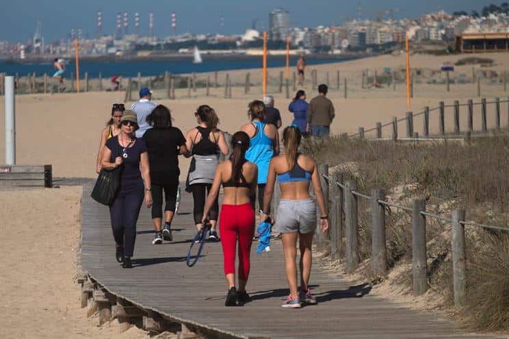 Sexta-feira desce a temperatura e regressam os aguaceiros