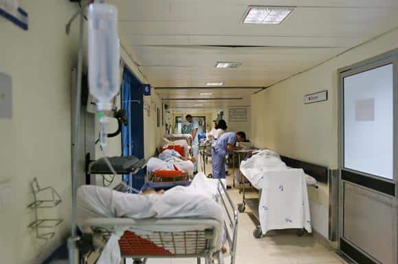 Hospitais à "beira de um ataque de nervos" e boys nas administrações
