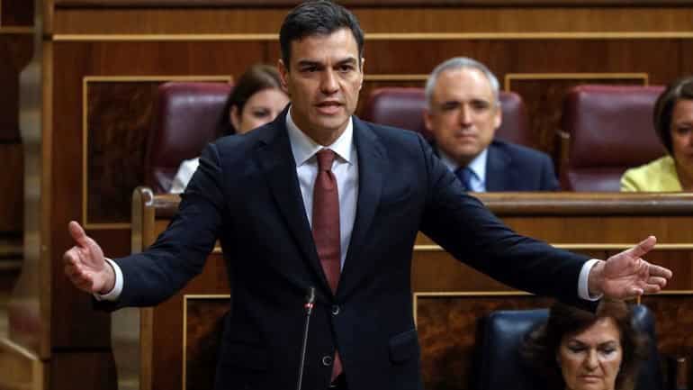 “Geringonça” tropeça em Espanha. Sánchez consegue evitar que caia?