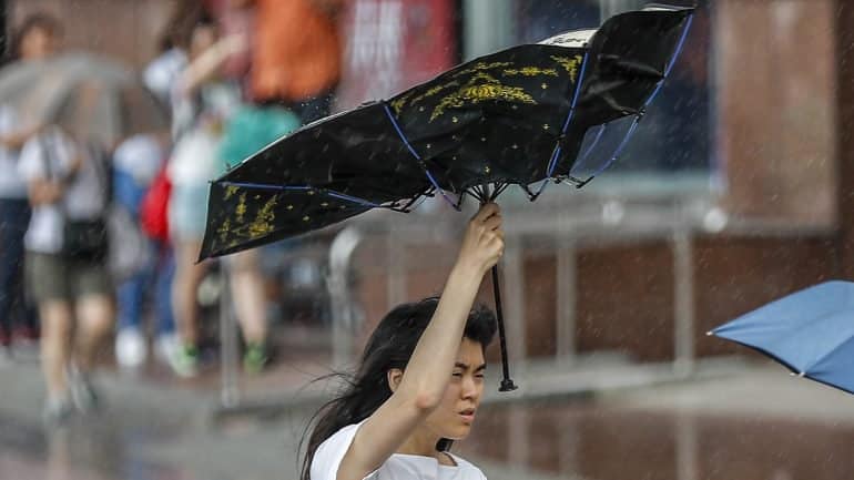 Dois feridos e 3.430 pessoas em abrigos à passagem do tufão Maria por Taiwan