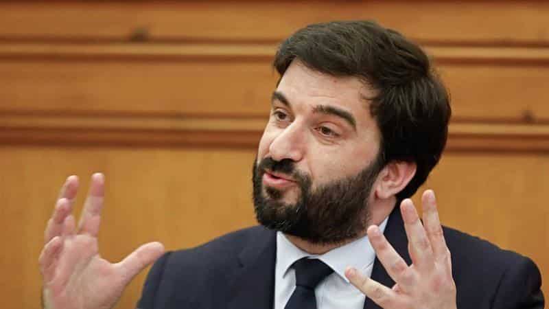 "Greve funcionou". Governo e professores discutem tempo de carreira dia 25