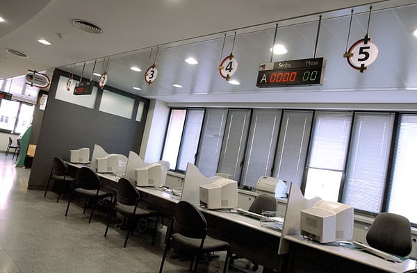 Trabalhadores dos Registos e Notariado iniciam hoje greve de cinco dias