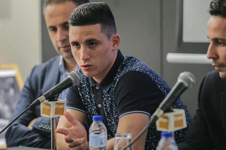 Podence oficializado no Olympiacos