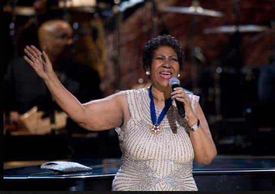 Aretha Franklin está a receber cuidados paliativos em casa