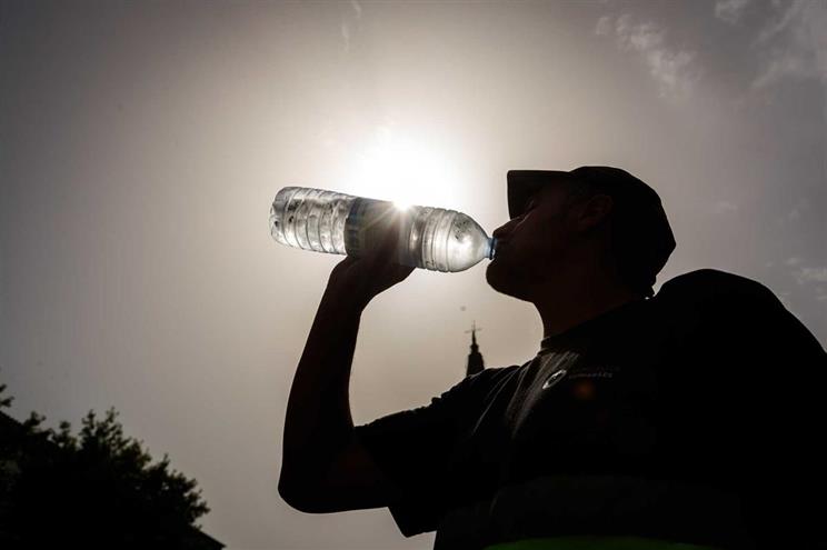 Aviso vermelho de calor em 11 distritos mantém-se até ao final de domingo