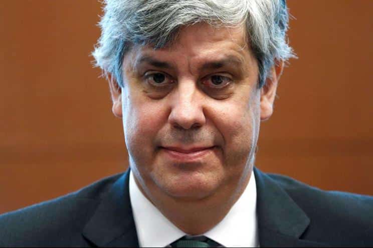 Levantar mais de 50 mil euros dá alerta no Fisco