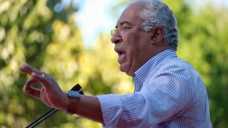 António Costa critica "finca-pé" de sindicatos sobre tempo de serviço dos professores