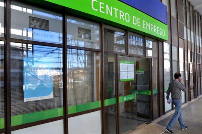 Número de desempregados cai 20,6%. É o nível mais baixo dos últimos 16 anos