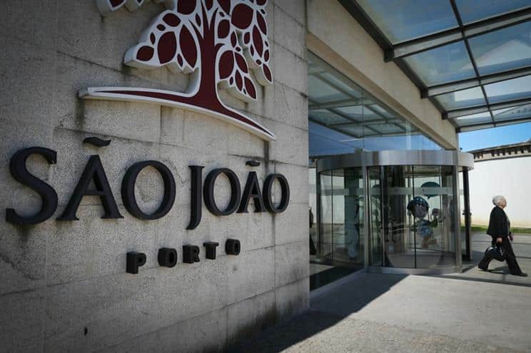 Greve dos enfermeiros adia 400 cirurgias programadas no São João