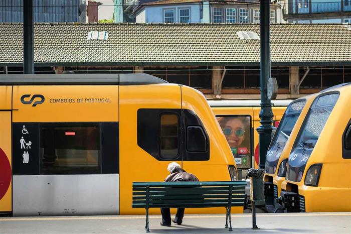 Greves na IP vão causar "fortes perturbações" na circulação dos comboios