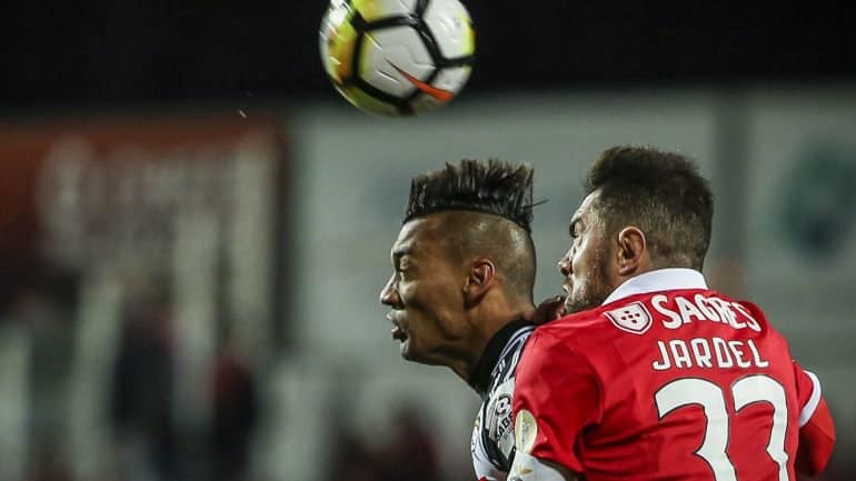 Jardel de regresso aos convocados do Benfica para a visita ao Ajax