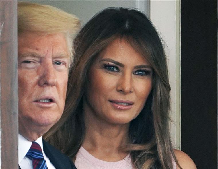 Avião onde seguia Melania Trump obrigado a aterrar de emergência