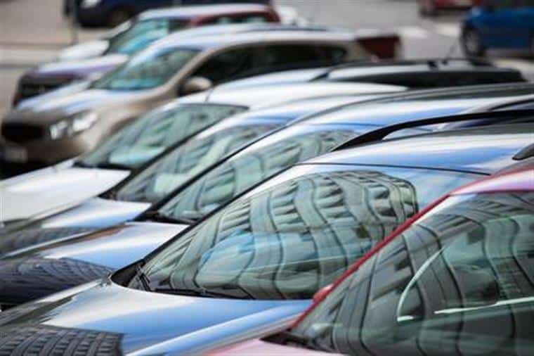 Patrão oferece 600 carros aos empregados