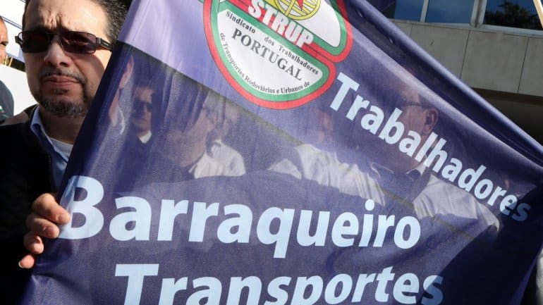 Trabalhadores do Grupo Barraqueiro em greve nos distritos de Leiria e Santarém