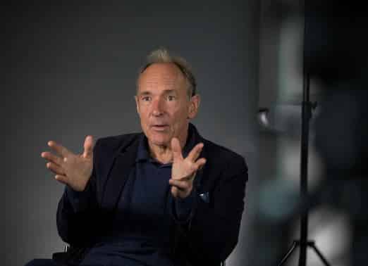 Intervenção do inventor da Internet marca primeiro dia da "Web Summit"