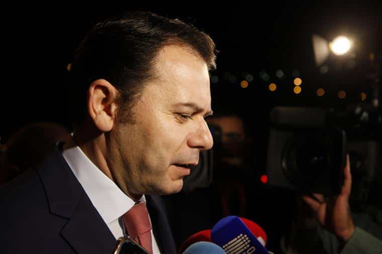 PSD. Montenegro pressionado a avançar já contra Rui Rio