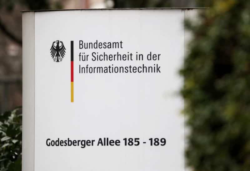 Alemanha: Polícia detém homem suspeito de piratear e revelar dados privados de políticos