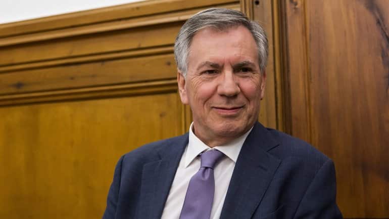 Falta de documentos impede emissão de mandado de prisão de Armando Vara