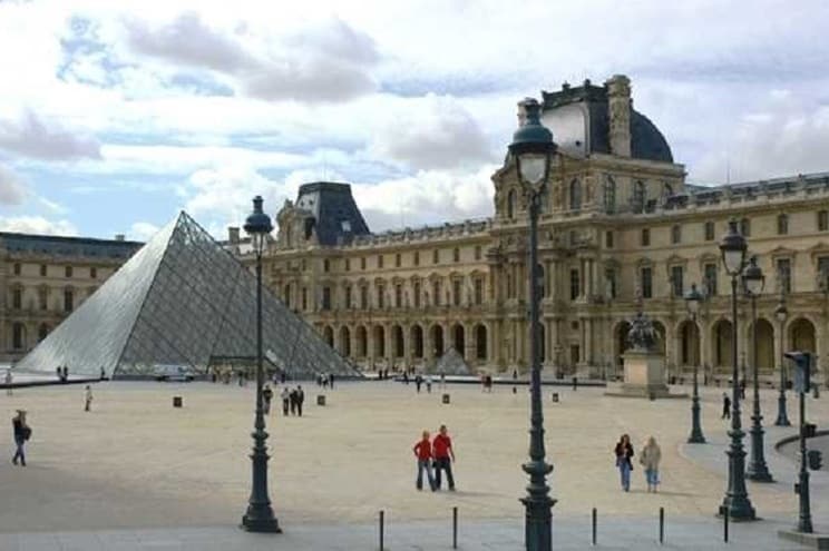 Belas Artes do Porto cedem desenho de Da Vinci ao Louvre