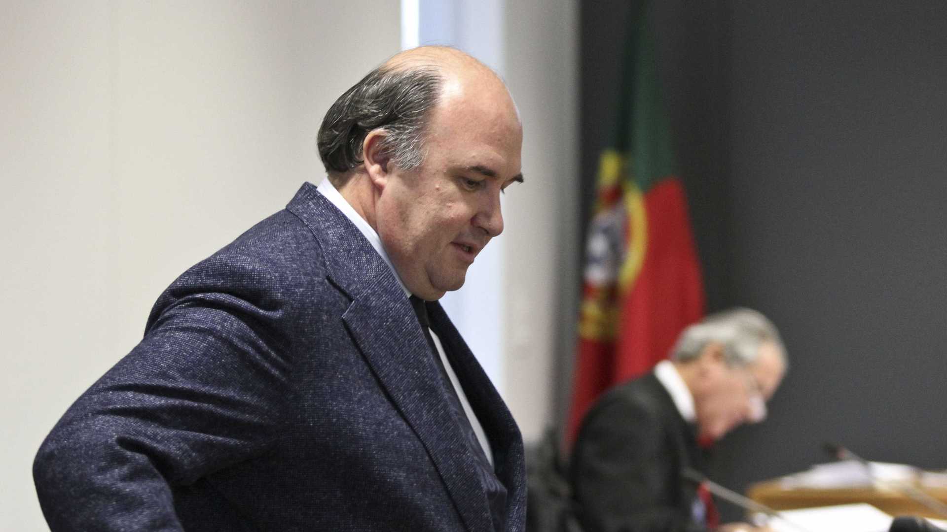 Crimes de Vale e Azevedo no Benfica prescritos. Já não há julgamento
