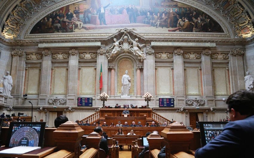 Bancos que tiveram ajuda pública vão ser obrigados a revelar a lista de grandes créditos em incumprimento