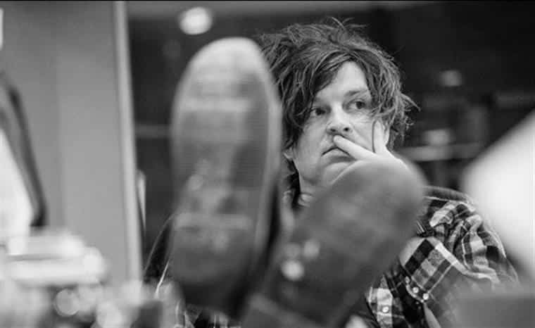 Sete mulheres acusam Ryan Adams de assédio sexual