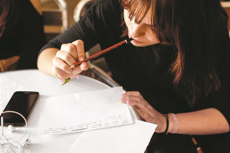 Alunos do ensino profissional vão poder ingressar no ensino superior sem exames nacionais