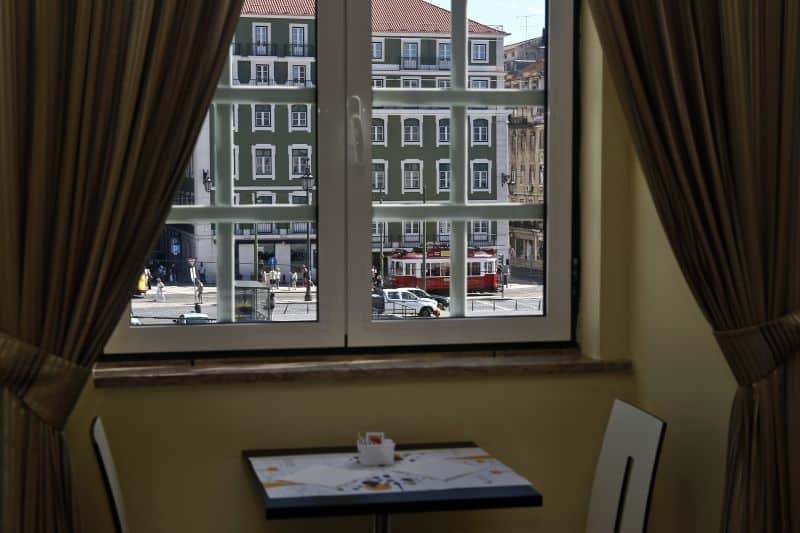 Câmara de Lisboa propõe prolongamento da suspensão de novos alojamentos locais