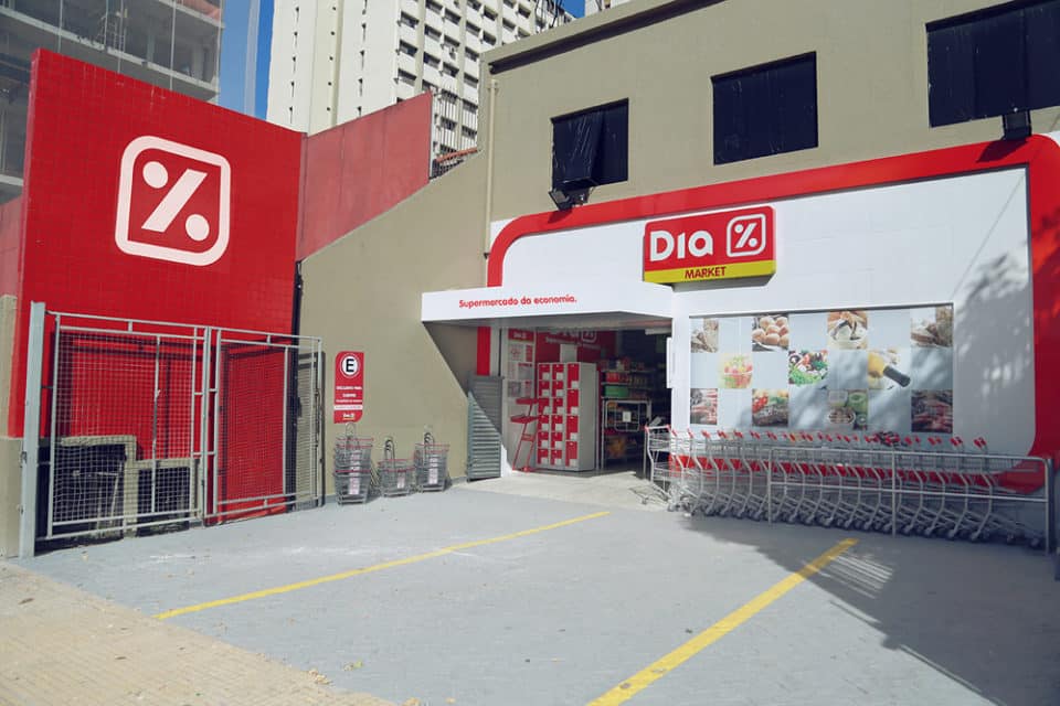 Milionário russo já controla maioria do capital da dona do Minipreço