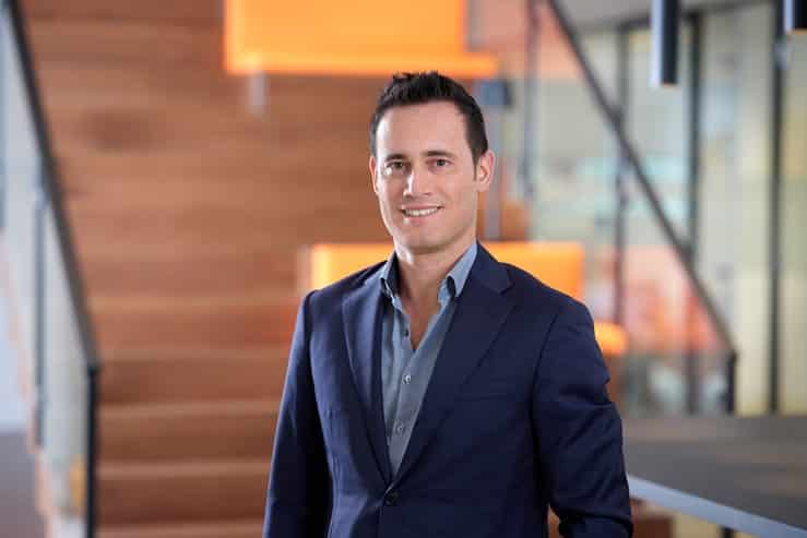 Holandês lança rival do Uber Eats na faculdade e fica milionário