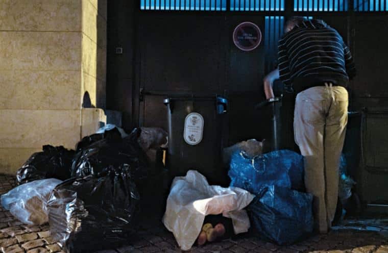 Desperdício alimentar. A comida que os caixotes do lixo ocultam