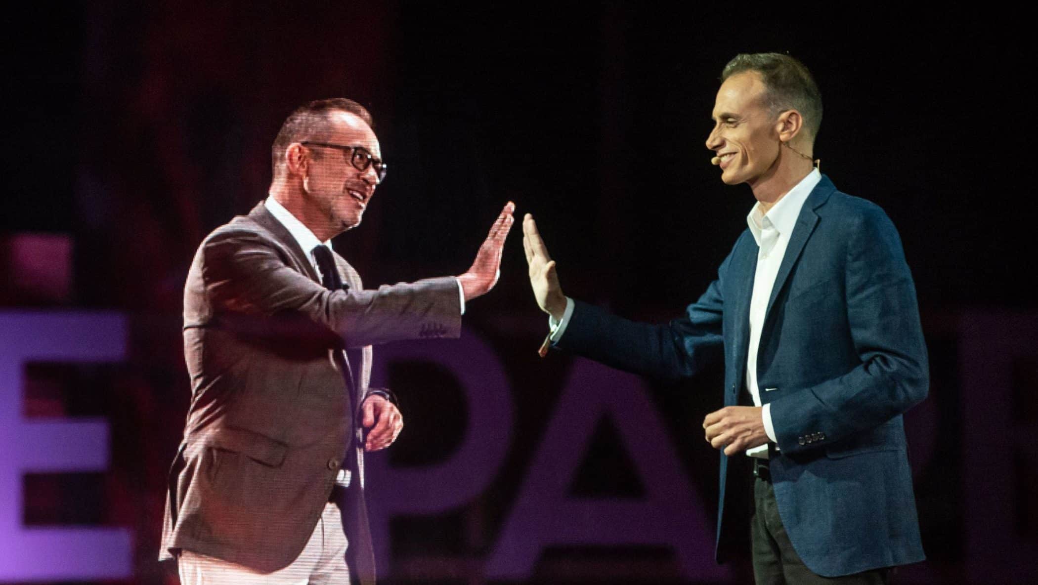 De Lisboa para Paredes de Coura. José Alberto Carvalho foi teletransportado do estúdio da TVI através da rede 5G