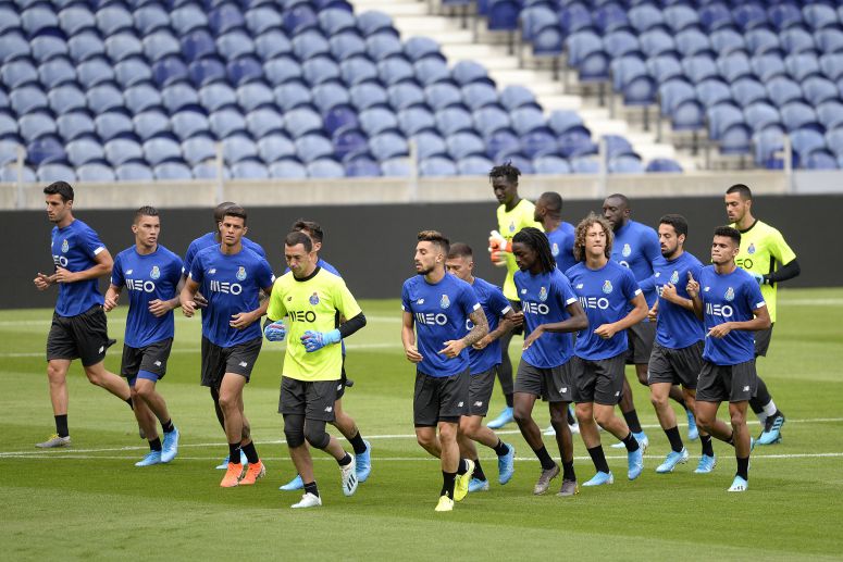 FC Porto recebe o Krasnodar e tenta assegurar lugar no 'play-off' da 'Champions'
