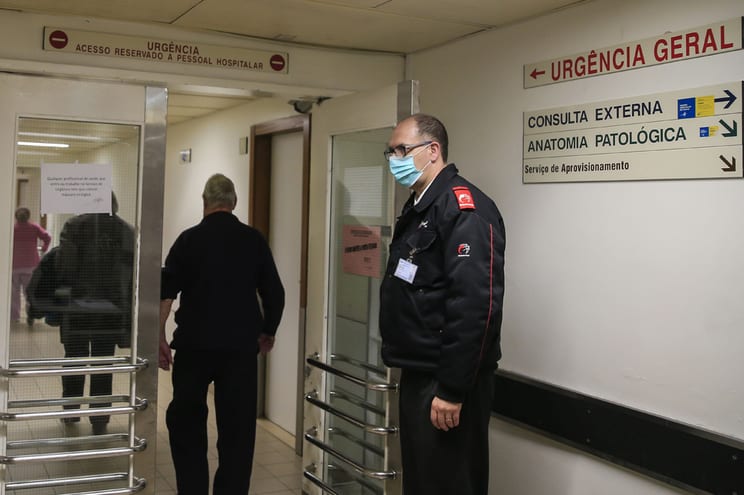 Dois casos positivos de coronavírus no Porto