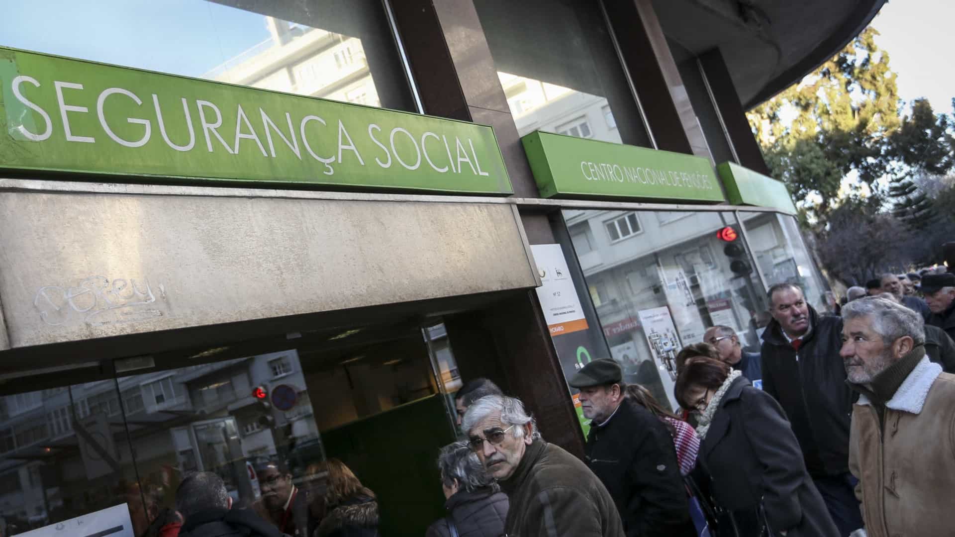 Recibos verdes e sócios-gerentes já podem pedir apoio