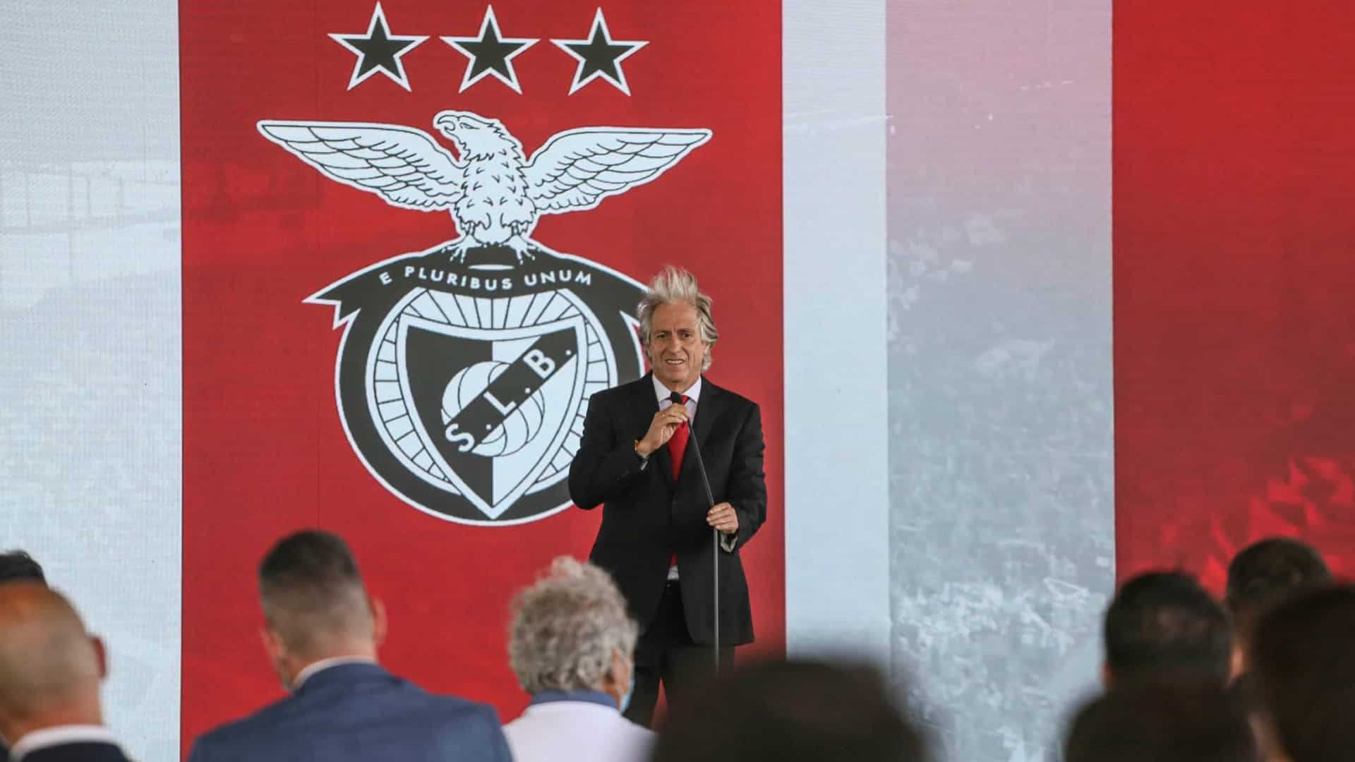 Da Liga à Champions: Os (milionários) prémios do contrato de Jorge Jesus
