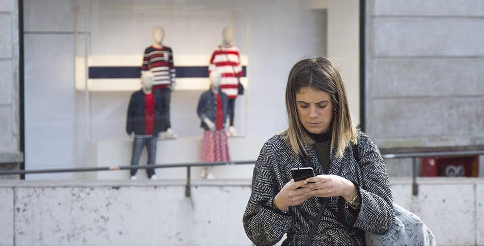 Portugueses gastaram mais de 16 mil milhões de minutos ao telemóvel no primeiro semestre