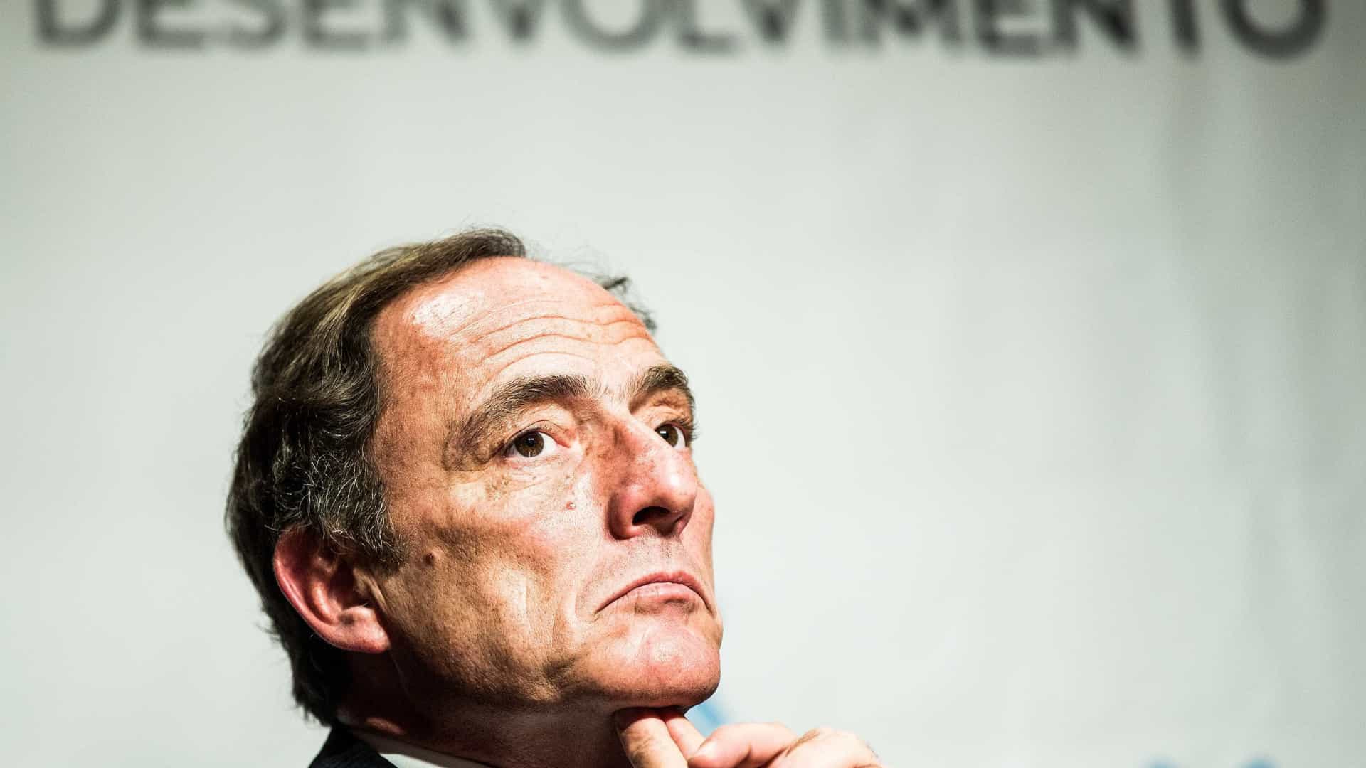 "O Governo não achou credível o aparecimento de uma segunda vaga"