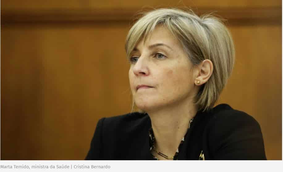 Marta Temido admite que férias de Natal dos profissionais de saúde estão em risco