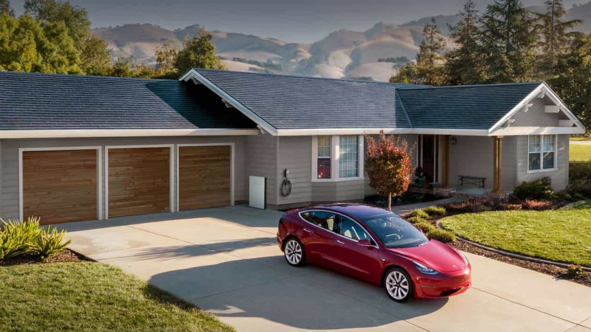 Tesla pronta para expandir instalação de telhas solares