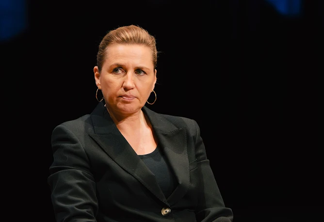 A Primeira-ministra dinamarquesa demite-se após vitória eleitoral