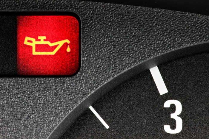 6-29 O que significam as luzes de aviso no painel do carro?